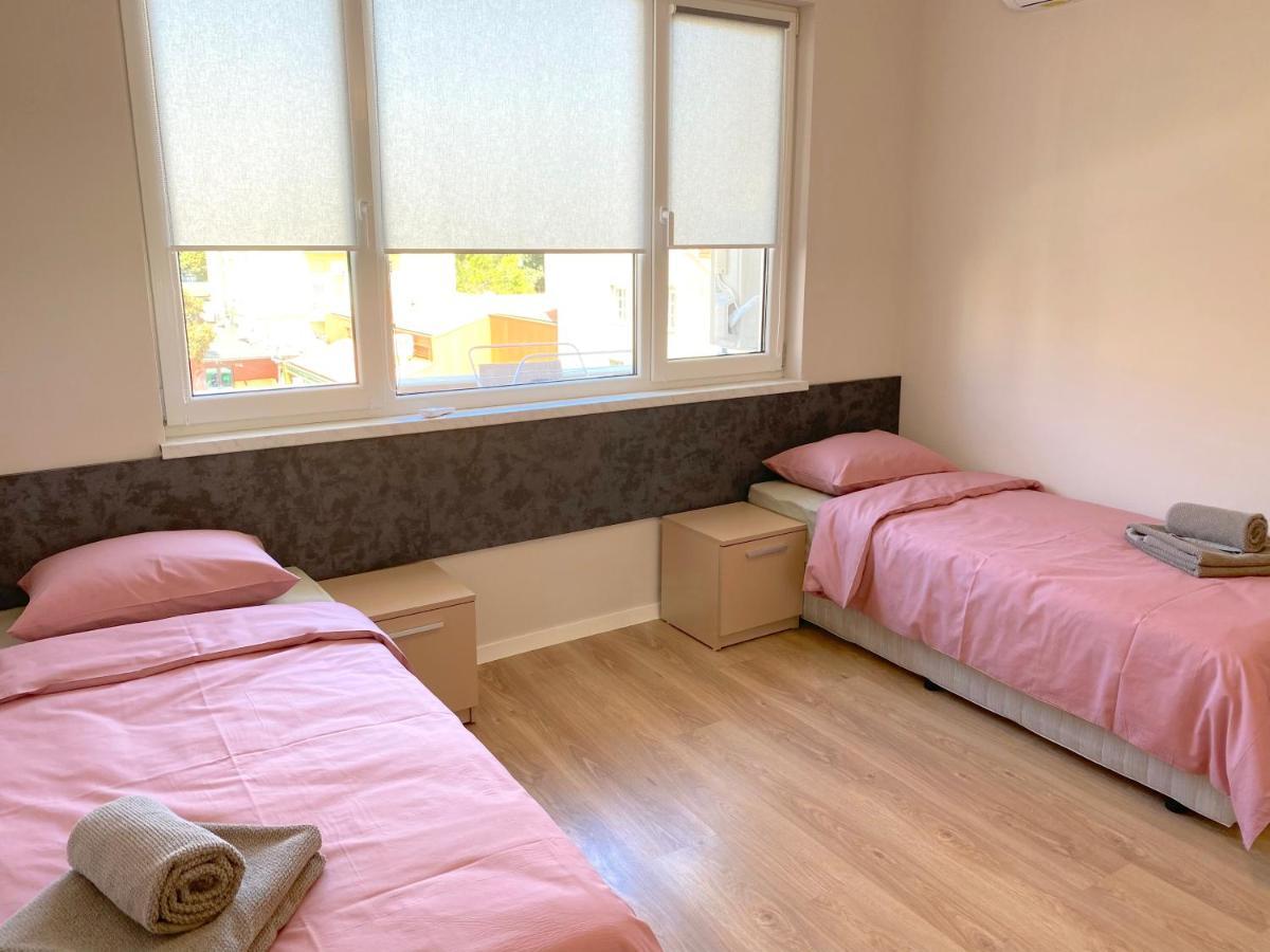 Top Centre Zara Apartment Stara Zagora Esterno foto